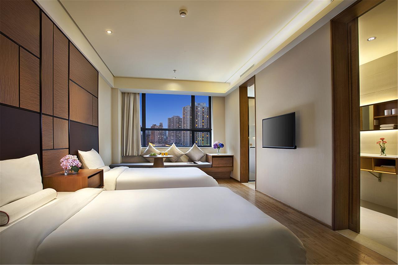 Ji Hotel Guangzhou Tianhe East Railway Station Экстерьер фото