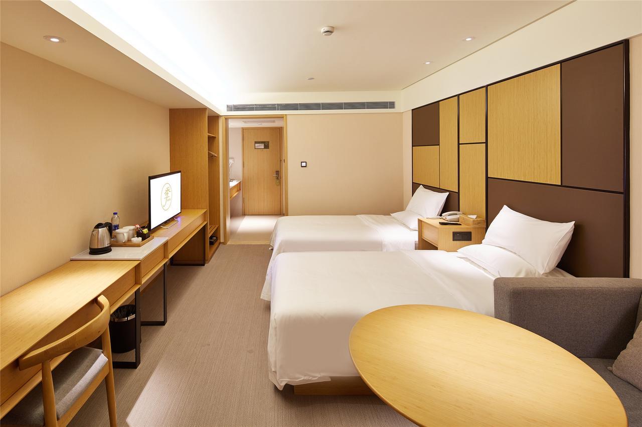 Ji Hotel Guangzhou Tianhe East Railway Station Экстерьер фото